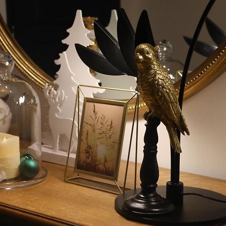 Au Petit Bonheur De Seraphine Saint-Aubin  Kültér fotó
